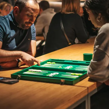 Next House Хостел