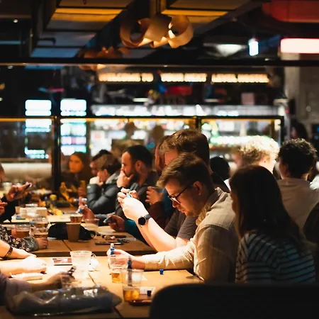 Next House ホステル *